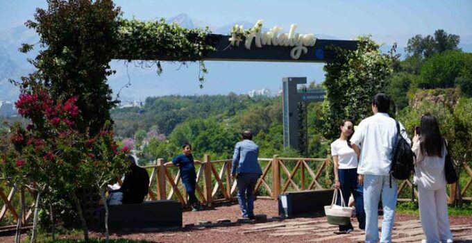 Turizmci’nin bayram planı ’bekle gör’ taktiği