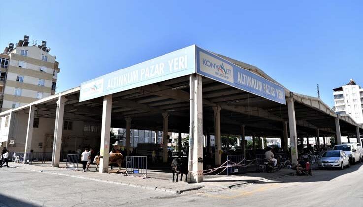 Konyaaltı’ndan iki noktada kurban kesim desteği