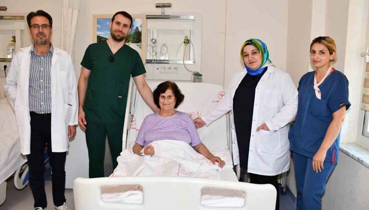Alanya’da aynı anda iki başarılı akciğer kanseri operasyonu