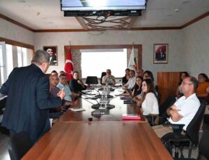 Kemer Belediyesi’nde halkla ilişkiler ve iletişim semineri