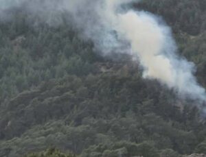 Kumluca’da orman yangını: 1 hektarlık alan zarar gördü