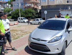 Dikkatsiz manevra kazayı beraberinde getirdi