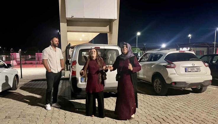 İnfaz düzenlemesi yürürlüğe girdi, cezaevi önünde halay çekip yakınlarını beklediler
