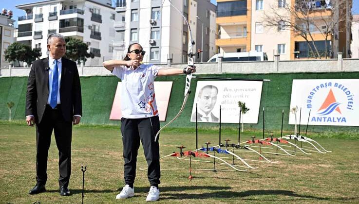 Muratpaşa’da hedef yeni Mete Gazoz’lar yetiştirmek