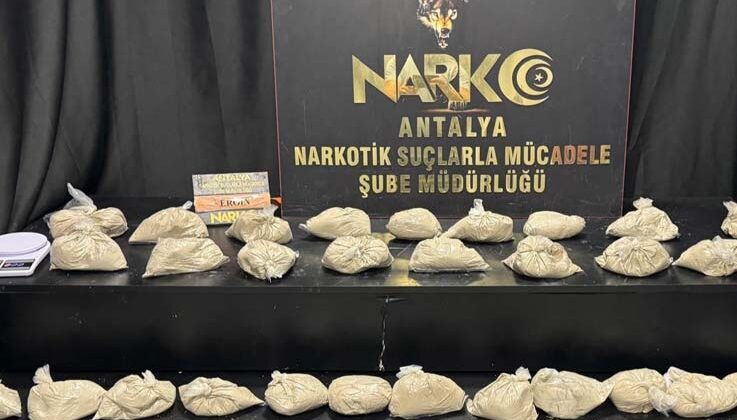 Antalya’da 15 kilogram eroin ele geçirildi