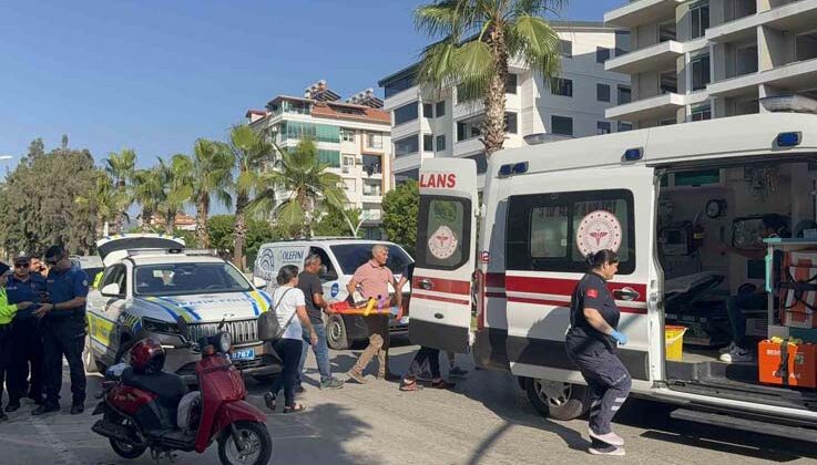 Gazipaşa’da motosiklet devrildi, baba-kız yaralandı