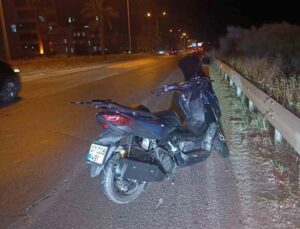 Kontrolden çıkan motosiklet devrildi: 2 yaralı