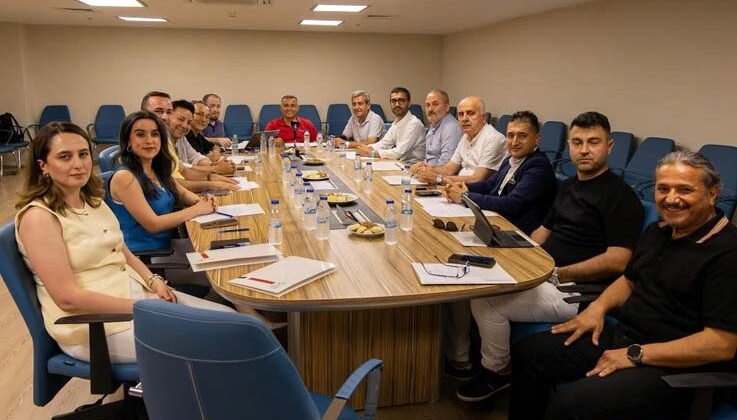 Forum öncesi yapılan toplantıda Manavgat’ın geleceği konuşuldu