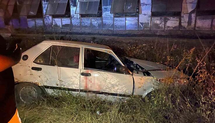 Antalya’da otomobil ile motosiklet çarpıştı: 1 ölü, 2 ağır yaralı