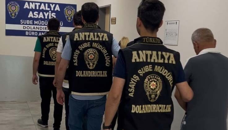 25 yıl 8 ay hapis cezası bulunan şahıs, jandarma operasyonuyla yakalandı