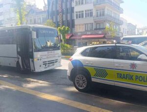 Süresi dolmuş ehliyetle minibüs kullanan sürücüye 3 bin 755 TL ceza