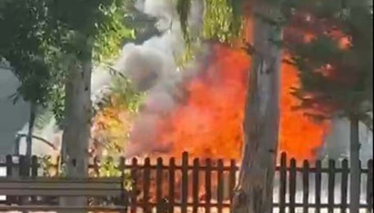 Antalya’da otomobil alev topuna döndü