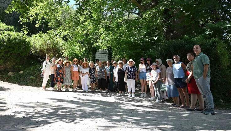 Kemer’de “mor turizm” başladı