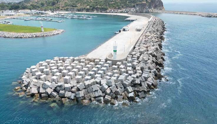 Gazipaşa’da 9 yaşındaki çocukta deniz kaynaklı enfeksiyon şüphesi