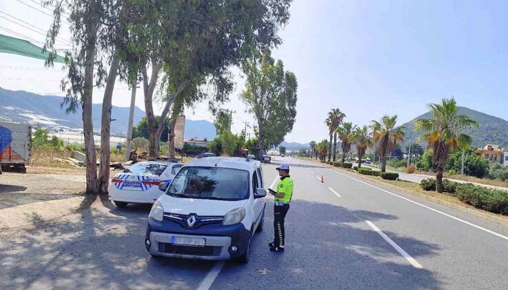 Antalya’da 1 haftada 57 bin araç denetlendi, 16 bin sürücüye ceza