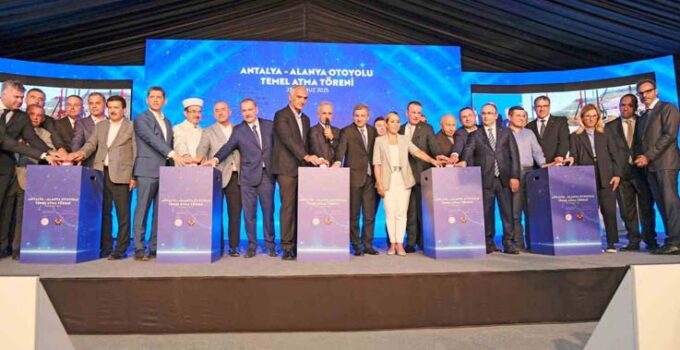 Antalya-Alanya arası 36 dakikaya iniyor