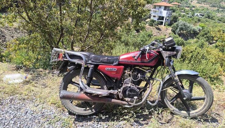 Gazipaşa’da yangınla mücadele eden vatandaş, su tankerinin altında kaldı