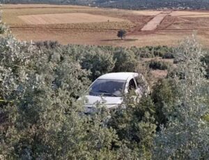 Kontrolden çıkan otomobilin camından fırlayan sürücü hayatını kaybetti