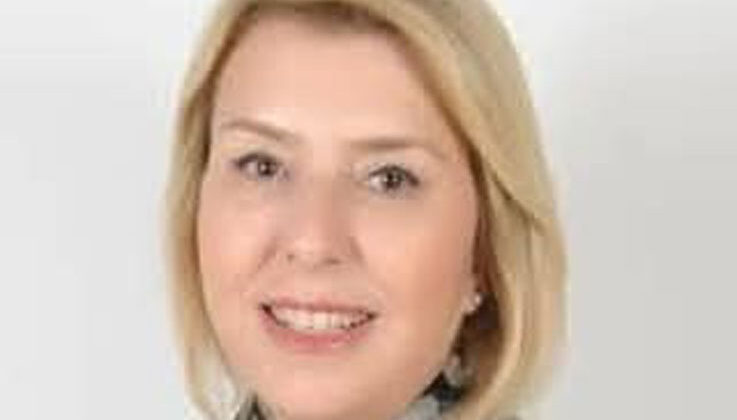Manavgat Belediye Başkan Yardımcısı Gülsüm Özer parti üyeliği ve tüm görevlerinden istifa etti