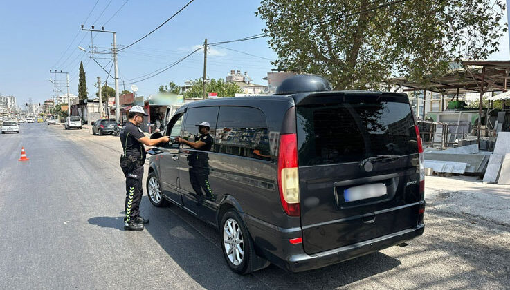 Antalya’da 1 haftada 68 bin araç denetlendi