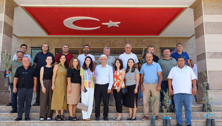 Aksulu üreticilere Çiftçi Kart Çipleri teslim edildi