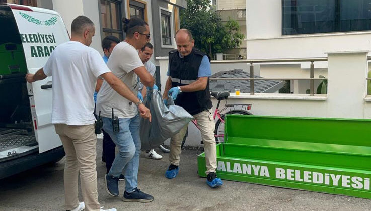 Emlakçıyı arayıp kiraladığı evde cinayet işlediğini söyleyip ortadan kayboldu